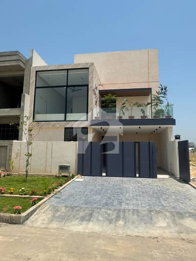 Prime Location 7 Marla House For Sale In Faisal Hills A Block | Near Main Double Road (MDR)