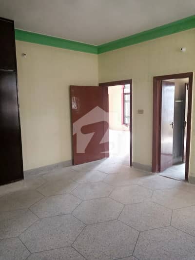 10 Marla Beautiful Lower Portion For Rent Allama Iqbal Town Lahore