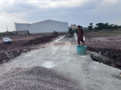 پارک روڈ اسلام آباد میں 5 کنال کمرشل پلاٹ 25.0 کروڑ میں برائے فروخت۔