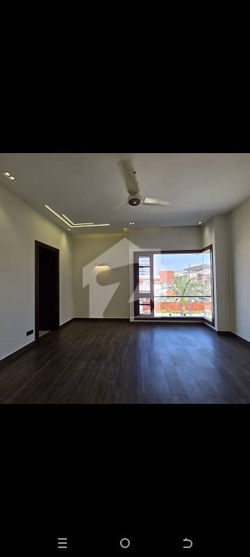 B/N House Is Available For Sale With Basement Ph 6