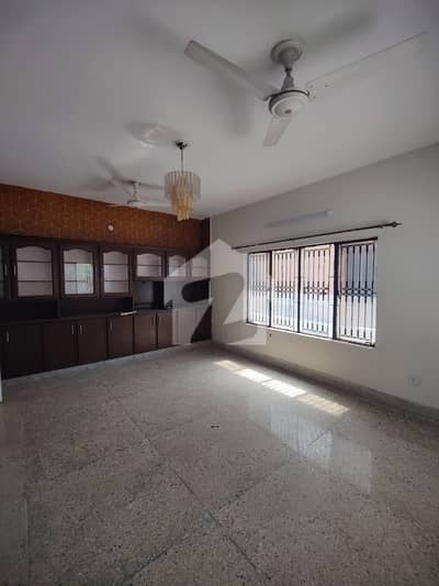 G10/2 Ground Portion Available For Rent