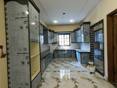 Prime Location In Gulistan-e-Jauhar - Block 14 House Sized 450 Square Yards For sale