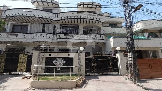 چکلالہ سکیم 3 چکلالہ سکیم,راولپنڈی میں 4 کمروں کا 7 مرلہ مکان 3.3 کروڑ میں برائے فروخت۔