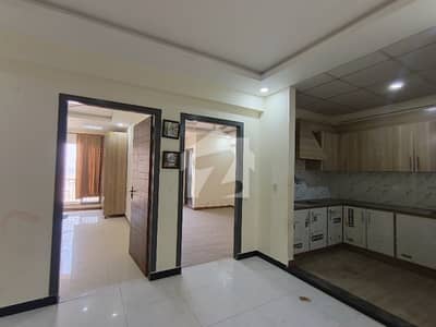 ٹاپ سٹی 1 اسلام آباد میں 2 کمروں کا 5 مرلہ فلیٹ 1.15 کروڑ میں برائے فروخت۔