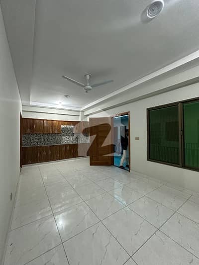 ٹاپ سٹی 1 اسلام آباد میں 2 کمروں کا 4 مرلہ فلیٹ 1.3 کروڑ میں برائے فروخت۔