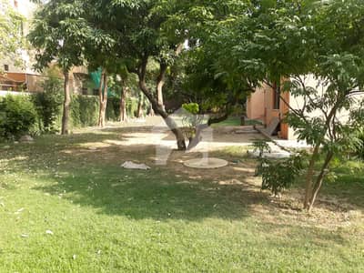 4 Kanal Plot Model Town F Block Best Location