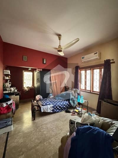 Residential And Commercial, Park Facing, West Open, VIP Block-5, Double Storeyed / One Unit Bungalow Off Rashid Minhas Road, Near Nipa Chowrangi, Gulshan