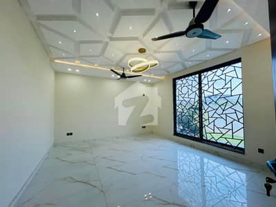 Available Kanal Upper Portion Multi Garden B-17 Islamabad