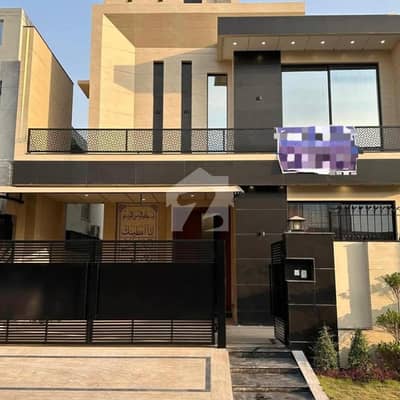 10 Marla Brand New Modern Design Bungalow In Paragon City Stylish Living At Its Finest