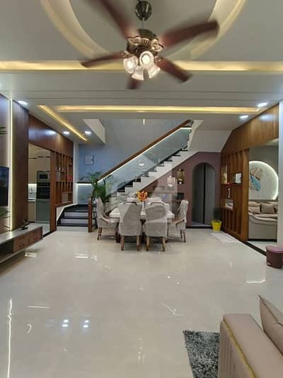 12 Marla Beautiful House For Rent Prime Location Gulberg 3, C Block Lahore Commission 1 Month Rent No Bargaining Please
