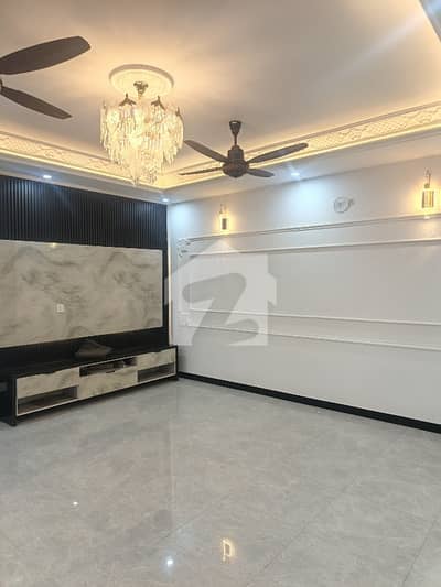 B Block A Spacious 10 Marla House In Bahria Orchard