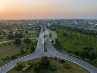 10 Marla Plot Reasonable Price Good Location