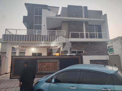 14 MARLA BRAND NEW HOUSE FOR SALE IN CBR TOWN ISLAMABAD ON INVESTOR PRICE