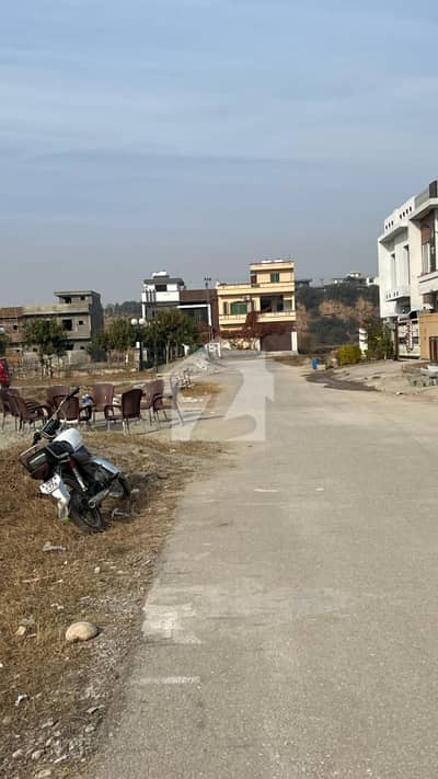 5 MARLA SOLID PAIR PLOTS FOR SALE ON REASONABLE PRICE