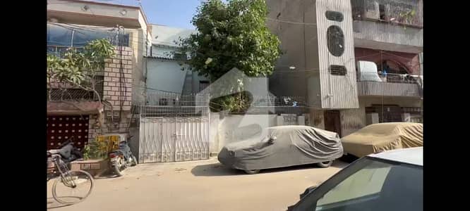 200 Sq. Yd House Available For Sale G+1 At FB Area Block 16 Near Ghoofran Masjid