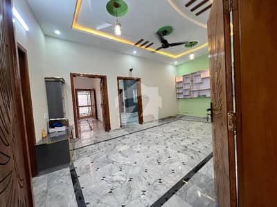 ایچ ۔ 13 اسلام آباد میں 3 کمروں کا 6 مرلہ مکان 2.5 کروڑ میں برائے فروخت۔