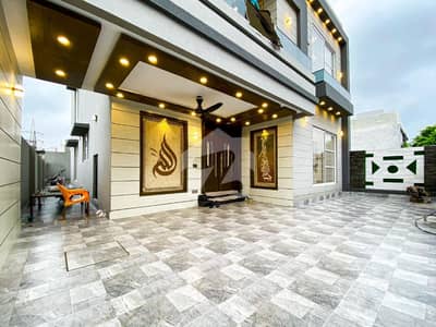 1 Kanal Owner Built House For Sale In Nasheman Iqbal Phase 1 Lahore 5 Bed Double Kitchen Solid Construction