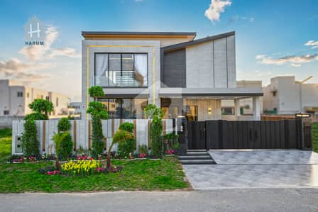 NEAR DEFENCE RAYA 1 KANAL ULTRA-MODERN DESIGN VILLA NEAR DEFENCE RAYA 1 KANAL ULTRA-MODERN DESIGN VILLA