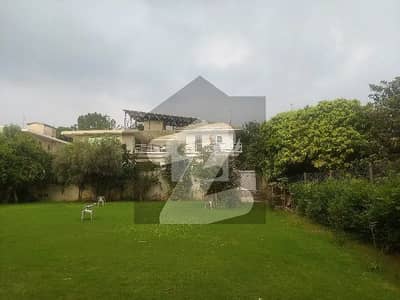 House for Sale in F-10/4