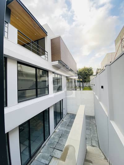 F-8 Brand New House Architecture Designed House For Sale