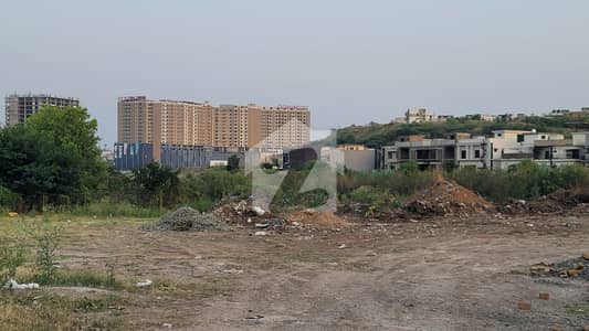 1 Kanal Plot For Sale With 33 Marla Extra Land Overseas Sector 1, Phase 8, Bahria Town (Ideal Location Near Bahria Head Office &Amp; Dominion Mall)
