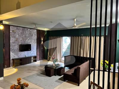 Luxurious 7-Bedroom House For Sale On Prime Location
