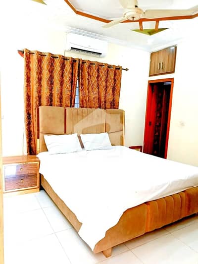 G13 25x40 Furnished Ground Portion available for rent