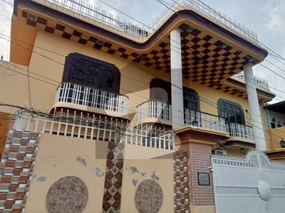 علامہ اقبال ٹاؤن رحیم یار خان میں 5 کمروں کا 10 مرلہ مکان 2.5 کروڑ میں برائے فروخت۔