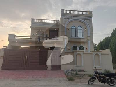 خانپور روڈ رحیم یار خان میں 5 کمروں کا 10 مرلہ مکان 2.5 کروڑ میں برائے فروخت۔