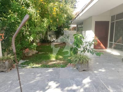 F-10 Double Storey 4 Bed House for Rent
