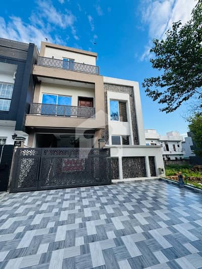 Ideal House For Sale In D-12