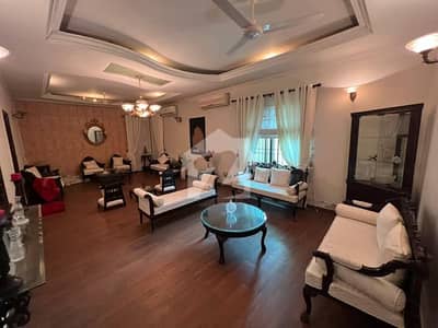 EXTRAORDINARY 1000 SQ YD 7-BEDROOM LUXURY BUNGALOW FOR SALE IN DHA PHASE 6
