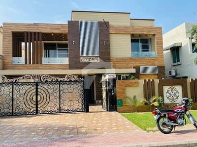 بحریہ ٹاؤن - اوورسیزبی بحریہ ٹاؤن اوورسیز انکلیو,بحریہ ٹاؤن,لاہور میں 5 کمروں کا 1 کنال مکان 6.5 کروڑ میں برائے فروخت۔ بحریہ ٹاؤن - اوورسیزبی بحریہ ٹاؤن اوورسیز انکلیو,بحریہ ٹاؤن,لاہور میں 5 کمروں کا 1 کنال مکان 6.5 کروڑ میں برائے فروخت۔