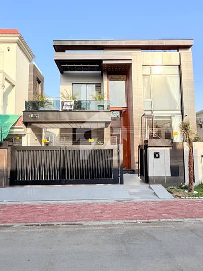 بحریہ ٹاؤن جاسمین بلاک بحریہ ٹاؤن سیکٹر سی,بحریہ ٹاؤن,لاہور میں 5 کمروں کا 10 مرلہ مکان 4.5 کروڑ میں برائے فروخت۔