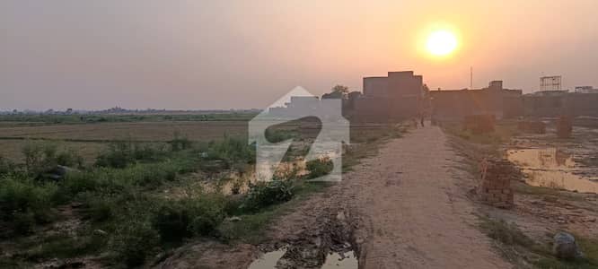 Prime Location 5 Marla Plot for Sale on Ferozepur Road in Lahore