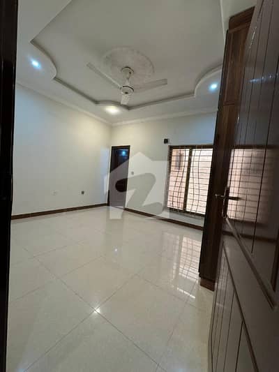7 Marla House Available For Rent In Bahria Town Phase 8 - Abu Bakar Block 7 Marla House Available For Rent In Bahria Town Phase 8 - Abu Bakar Block