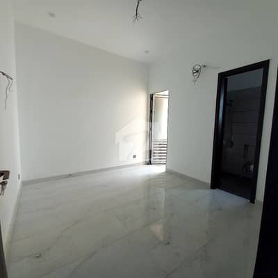 المرتضی کمرشل ایریا ڈی ایچ اے فیز 8,ڈی ایچ اے ڈیفینس,کراچی میں 3 کمروں کا 8 مرلہ فلیٹ 2.0 لاکھ میں کرایہ پر دستیاب ہے۔ المرتضی کمرشل ایریا ڈی ایچ اے فیز 8,ڈی ایچ اے ڈیفینس,کراچی میں 3 کمروں کا 8 مرلہ فلیٹ 2.0 لاکھ میں کرایہ پر دستیاب ہے۔