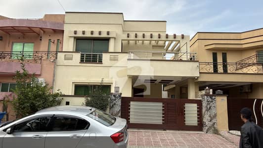 Beautiful & Specious 10 Marla House Urgent For Sale Bahria Town Phase 2 Rawalpindi. . .