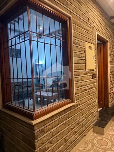 SILENT COMMERCIAL BRAND NEW OFFICE AVAILABLE FOR RENT GULSHAN-E-IQBAL BLOCK 2