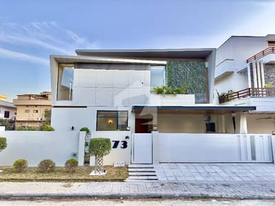 Simple & Effective Titles 1 Kanal Beautiful House For Sale In DHA Phase 2
