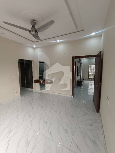 10 Marla Upper Portion Available For Rent