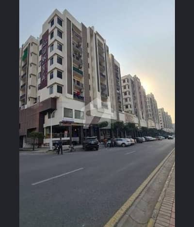 سمامہگلبرگ ٹاور گلبرگ گرینز ۔ بلاک بی,گلبرگ گرینز,گلبرگ,اسلام آباد میں 2 کمروں کا 3 مرلہ فلیٹ 1.38 کروڑ میں برائے فروخت۔