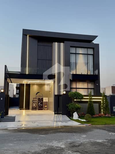 Modern Architecture 5 Marla House For Sale In DHA 9 Town Modern Architecture 5 Marla House For Sale In DHA 9 Town