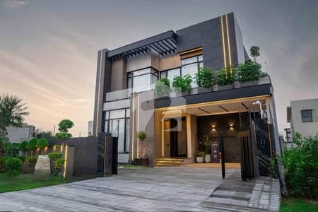 Stunning 5 Marla Contemporary House Available In Prime Area