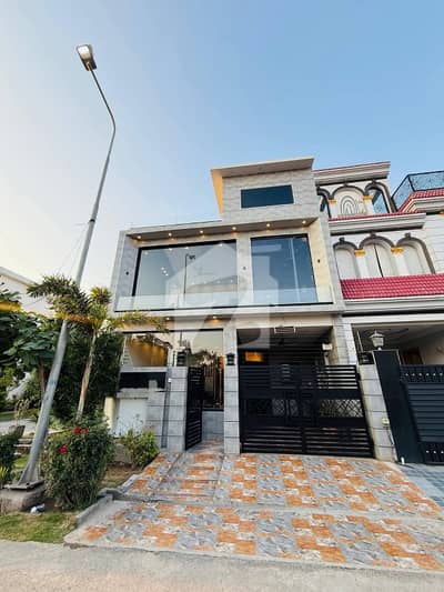 6 Marla Brand New House For Sale In Rose Block, Park View City Lahore