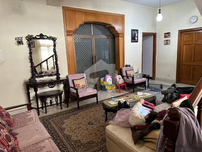 Prime Location 6 Bed, 6 Bath House for Sale in F-10, Islamabad - 555 Sqy, 50x100