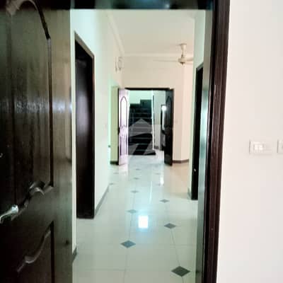 4 Bed Room House Available For Sale In Askari 11 Lahore