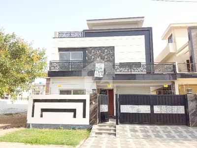 House Of 10 Marla Is Available For Sale In Central Park - Block F