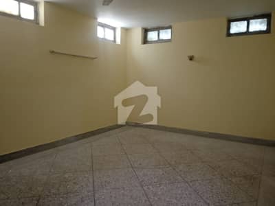 I-8/3 NEAR TO SANGAM MARKET 40*80 2 BED 2 BATH BASEMENT 85000