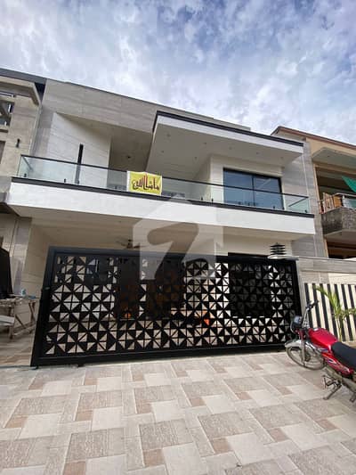 Affordable House Available For sale In B-17
